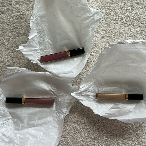 SOLD: Chanel Holiday Lipgloss Trio Sheer Genius NWT. - Picture 15 of 15